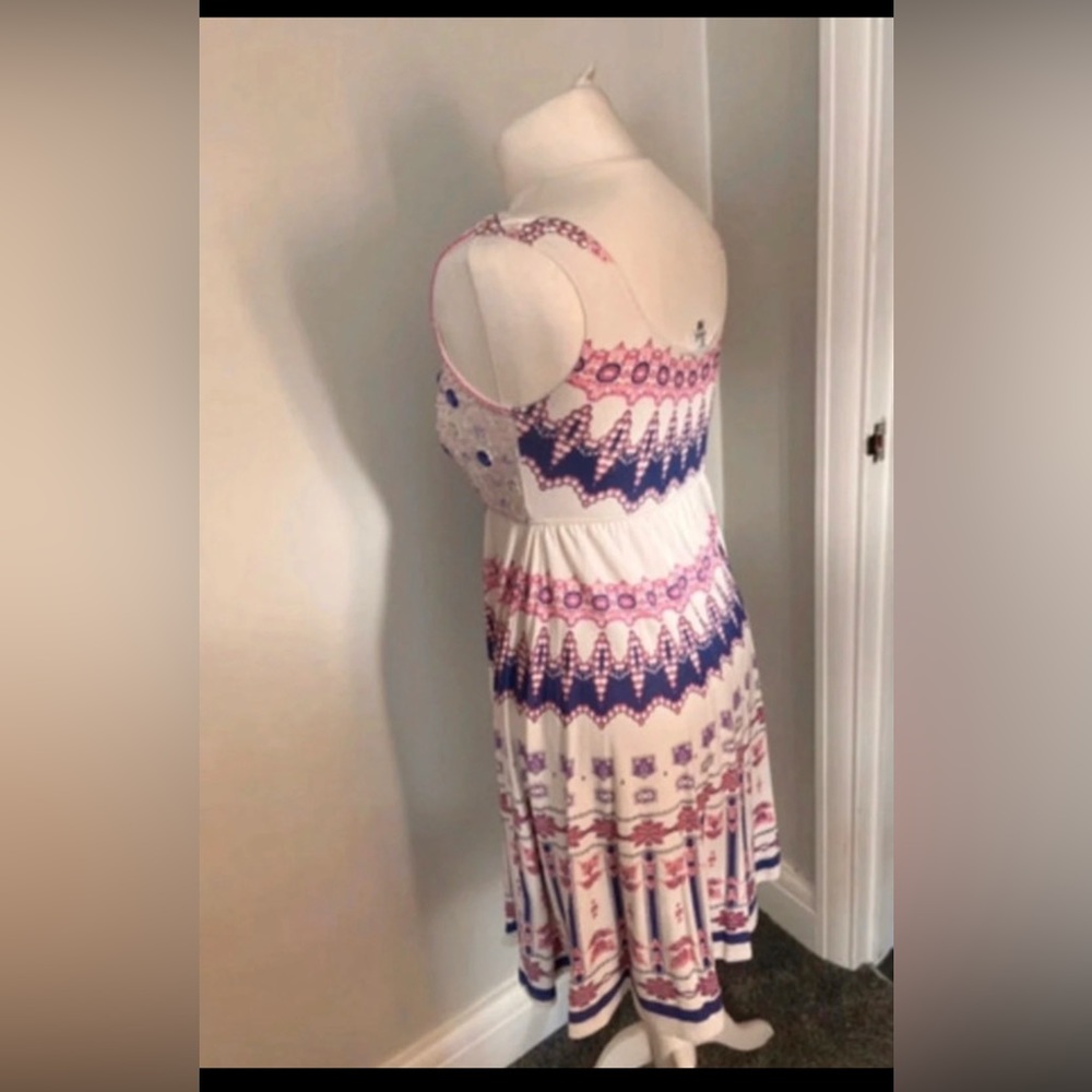 Ladies Faust Beautiful White & Purple Dress - Picture 4 of 5